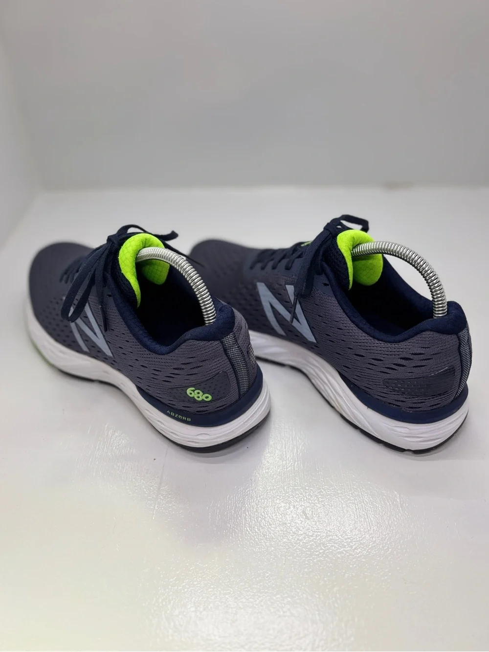 New Balance 680 v6 Men's 9.5 Gray Navy Lime Running Shoes M680LG6